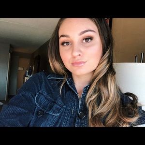 Meet your Posher, Marissa